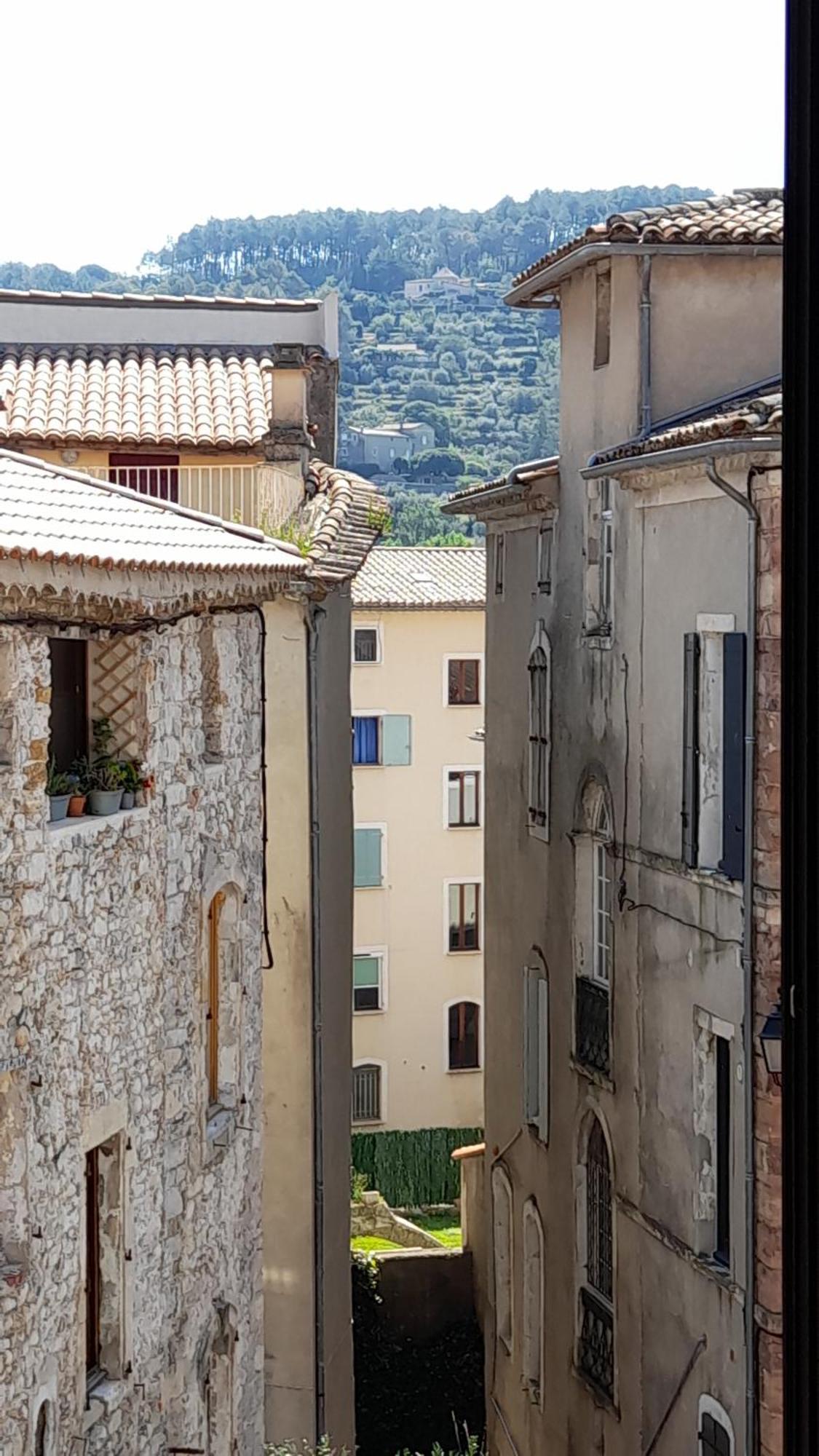 Bed and Breakfast La Tour De Pezene Anduze Zimmer foto