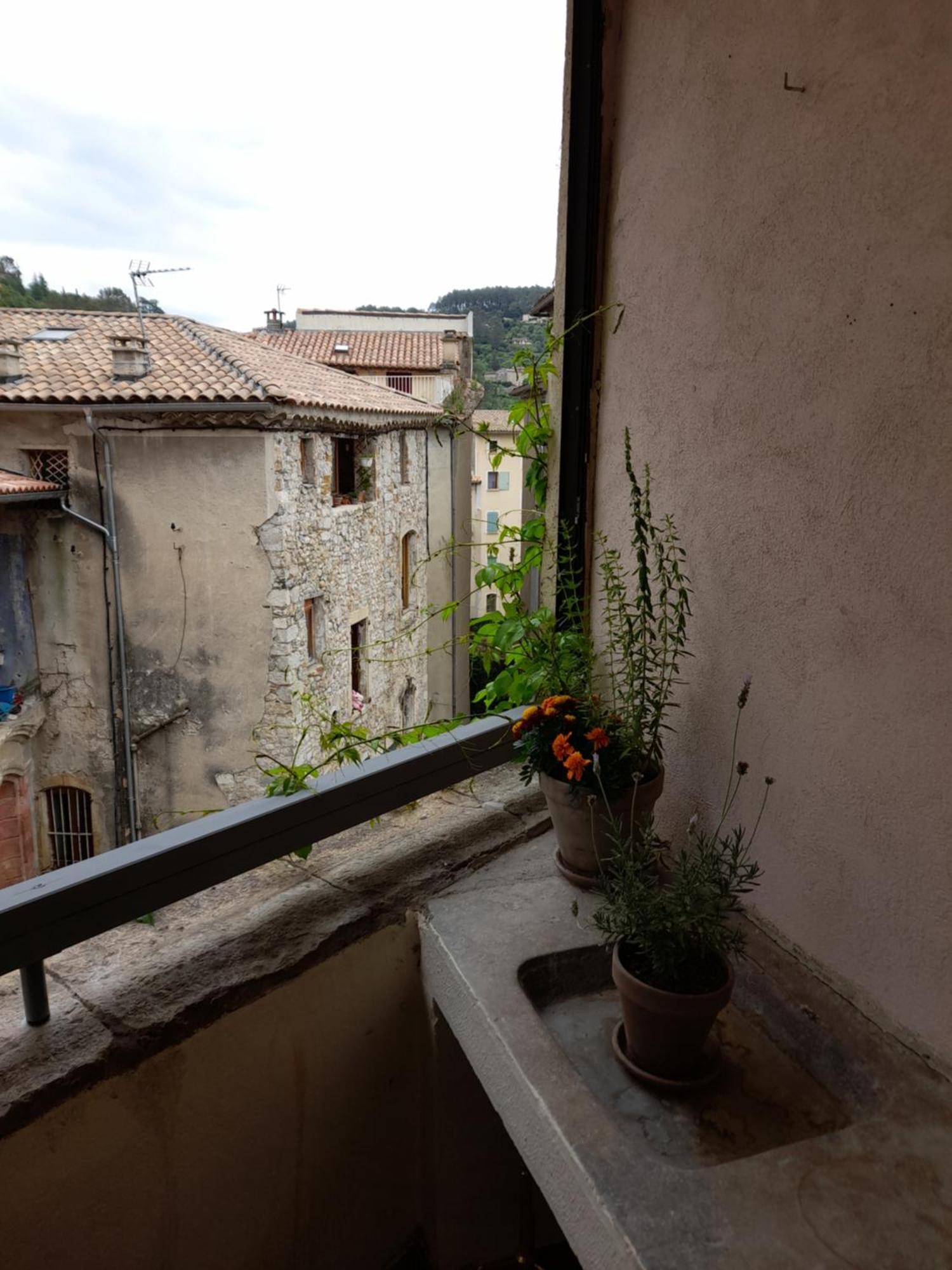 Bed and Breakfast La Tour De Pezene Anduze Zimmer foto